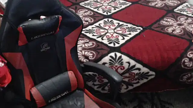 Snapshot of sexyjustin202 chatting on 03/08/25, 02:12 sexyjustin202 online show from 03/08/25, 02:12