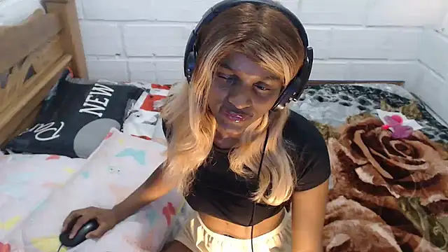 Snapshot of sexyjustin202 chatting on 03/11/25, 03:59 sexyjustin202 online show from 03/11/25, 03:59