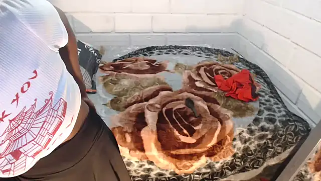 Snapshot of sexyjustin202 chatting on 09/13/25, 12:21 sexyjustin202 online show from 09/13/25, 12:21