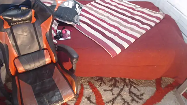 Snapshot of sexyjustin202 chatting on 10/16/25, 10:44 sexyjustin202 online show from 10/16/25, 10:44