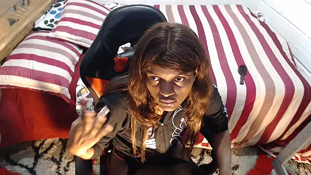 Snapshot of sexyjustin202 chatting on 12/05/25, 01:36 sexyjustin202 online show from 12/05/25, 01:36