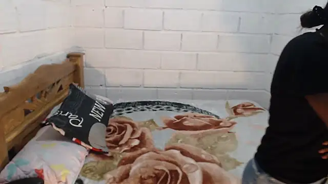 Snapshot of sexyjustin202 chatting on 12/15/25, 04:50 sexyjustin202 online show from 12/15/25, 04:50