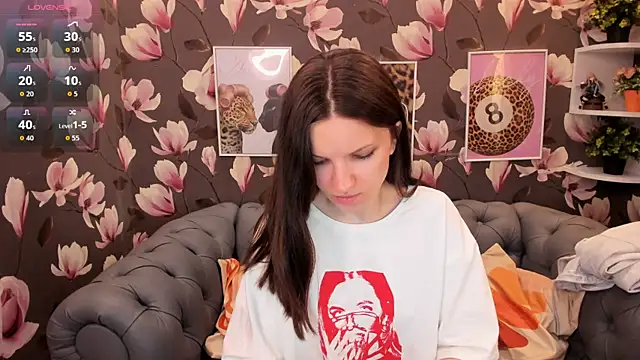 MelaniGrand online show from 05/11/26, 08:20