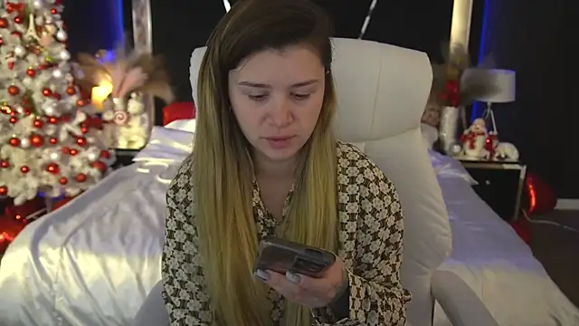 AmellyMilly online show from 12/21/25, 07:15