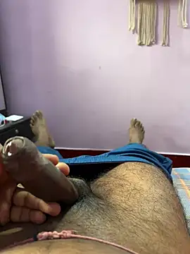 Snapshot of raguram143 chatting on 01/12/25, 02:56 raguram143 online show from 01/12/25, 02:56