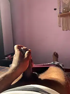 Snapshot of raguram143 chatting on 01/29/25, 03:44 raguram143 online show from 01/29/25, 03:44