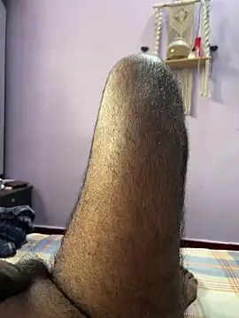 Snapshot of raguram143 chatting on 09/18/25, 04:36 raguram143 online show from 09/18/25, 04:36