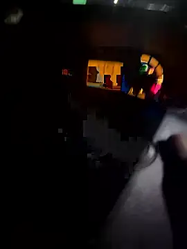 Snapshot of raguram143 chatting on 10/25/25, 03:18 raguram143 online show from 10/25/25, 03:18