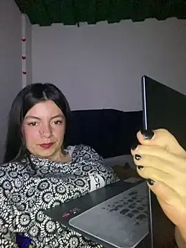 Meghan320 online show from 09/30/25, 04:17