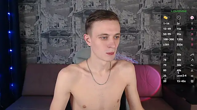 Snapshot of Oliver_Fresh chatting on 01/09/25, 09:27 Oliver Fresh online show from 01/09/25, 09:27