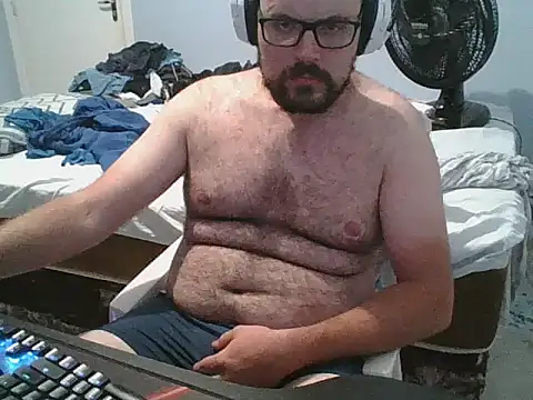 Snapshot of SuyNey chatting on 04/10/26, 05:01 SuyNey online show from 04/10/26, 05:01