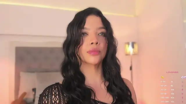 Snapshot of sarah_hiill chatting on 01/18/25, 10:49 sarah hiill online show from 01/18/25, 10:49