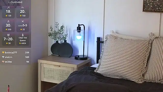 CharlotteDoe online show from 09/30/25, 03:39