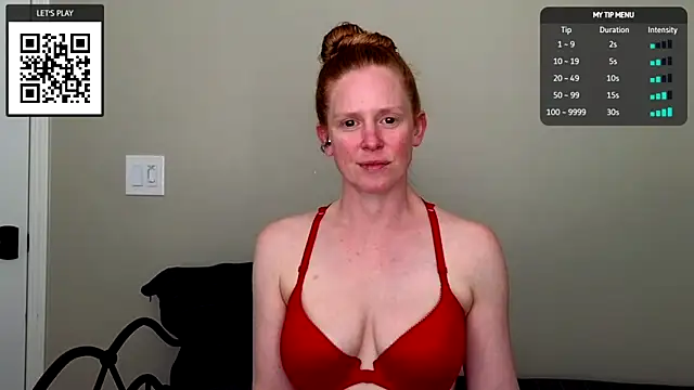 CharlotteDoe online show from 11/18/25, 10:47