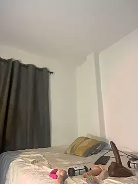 Snapshot of MiahWindsor chatting on 02/06/26, 04:28 MiahWindsor online show from 02/06/26, 04:28