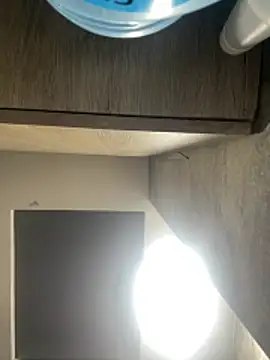 Snapshot of CeliWoods chatting on 11/02/25, 10:06 CeliWoods online show from 11/02/25, 10:06