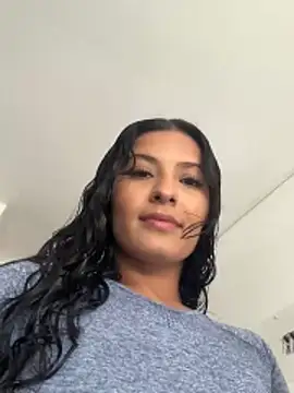 Snapshot of CeliWoods chatting on 11/21/25, 03:11 CeliWoods online show from 11/21/25, 03:11