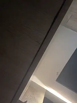 Snapshot of CeliWoods chatting on 12/17/25, 10:32 CeliWoods online show from 12/17/25, 10:32