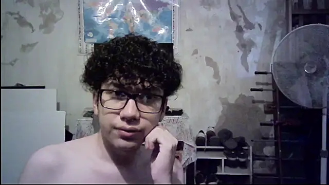 Snapshot of Emv2 chatting on 02/25/26, 09:02 Emv2 online show from 02/25/26, 09:02