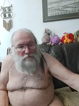 SexySantaC online show from 05/19/26, 06:47
