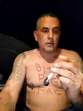 Snapshot of hardcok4u2abuse40 chatting on 12/11/24, 10:14 hardcok4u2abuse40 online show from 12/11/24, 10:14