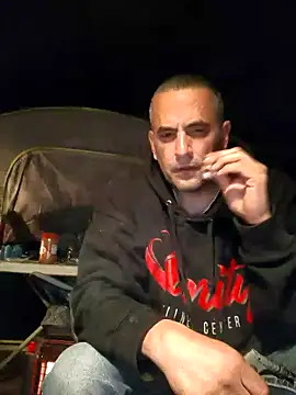 Snapshot of hardcok4u2abuse40 chatting on 12/21/24, 08:07 hardcok4u2abuse40 online show from 12/21/24, 08:07