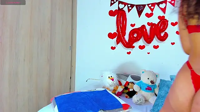 Snapshot of abbyblairs3 chatting on 02/14/25, 01:29 abbyblairs3 online show from 02/14/25, 01:29