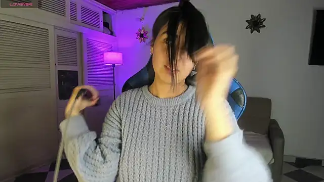 Snapshot of Miss_Nicole chatting on 01/03/25, 01:16 Miss Nicole online show from 01/03/25, 01:16