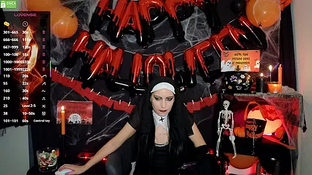 XLisaxx online show from 10/31/25, 08:21