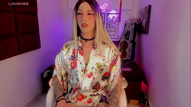 Snapshot of Yaki_Tai chatting on 03/22/25, 06:33 Yaki Tai online show from 03/22/25, 06:33