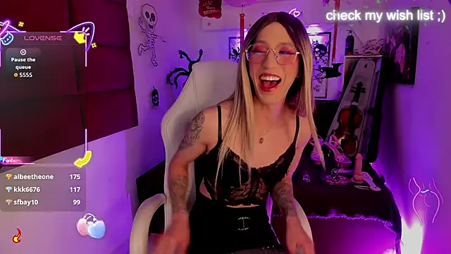 Snapshot of Yaki_Tai chatting on 10/05/25, 02:10 Yaki Tai online show from 10/05/25, 02:10