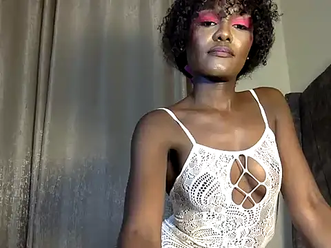 HarlotyQueen online show from 11/16/25, 05:40