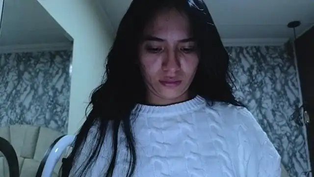 Snapshot of _emma_miller_ chatting on 05/12/26, 11:29 emma miller online show from 05/12/26, 11:29