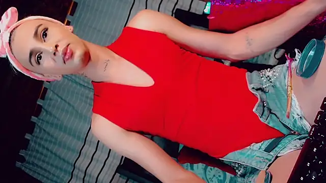 Snapshot of CharlotteBigCock chatting on 02/08/25, 03:21 CharlotteBigCock online show from 02/08/25, 03:21