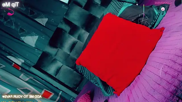 Snapshot of CharlotteBigCock chatting on 02/06/26, 01:58 CharlotteBigCock online show from 02/06/26, 01:58