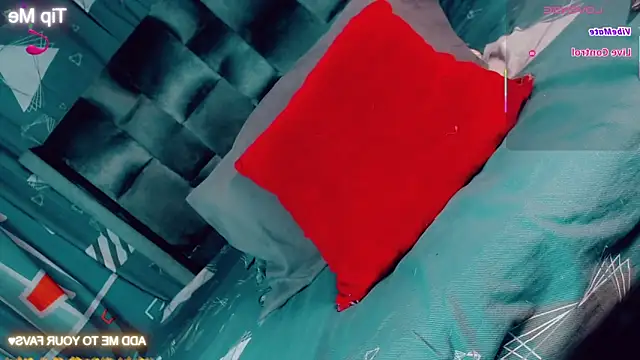 CharlotteBigCock online show from 03/21/26, 02:31