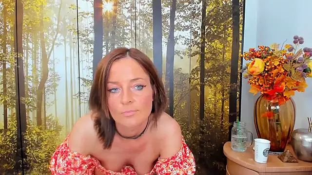 Snapshot of ViciousSiren chatting on 09/08/25, 03:11 ViciousSiren online show from 09/08/25, 03:11