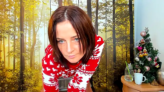 Snapshot of ViciousSiren chatting on 12/15/25, 06:56 ViciousSiren online show from 12/15/25, 06:56