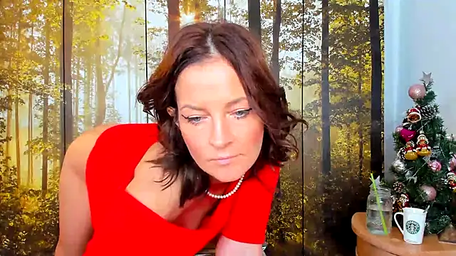 Snapshot of ViciousSiren chatting on 12/18/25, 06:52 ViciousSiren online show from 12/18/25, 06:52