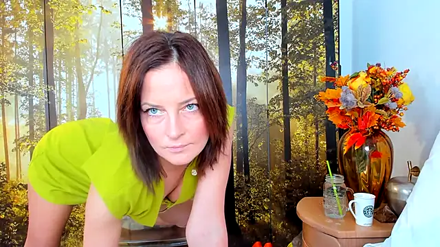 Snapshot of ViciousSiren chatting on 02/11/26, 02:49 ViciousSiren online show from 02/11/26, 02:49