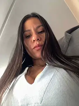 Reggie-Liam online show from 01/21/25, 01:22