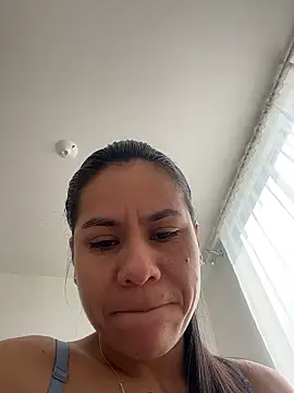 Snapshot of Reggie-Liam chatting on 01/10/26, 05:48 Reggie-Liam online show from 01/10/26, 05:48