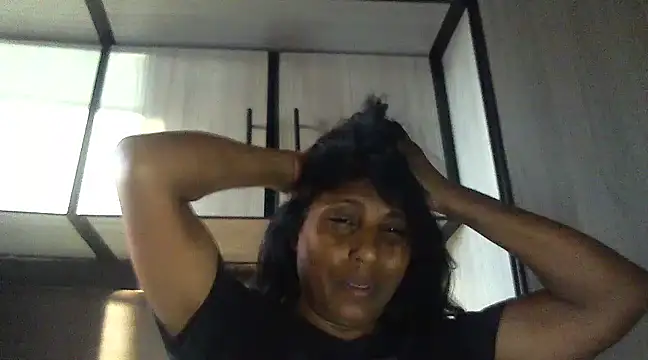 MsAttitude online show from 03/08/25, 03:56