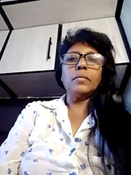 MsAttitude online show from 05/18/26, 06:41