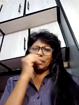Snapshot of MsAttitude chatting on 07/06/26, 03:58 MsAttitude online show from 07/06/26, 03:58