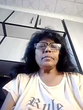 Snapshot of MsAttitude chatting on 07/17/26, 06:31 MsAttitude online show from 07/17/26, 06:31