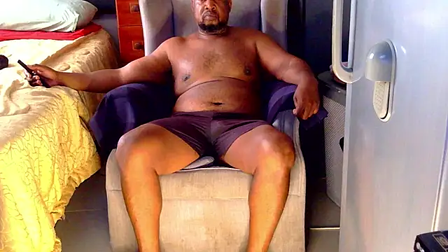 CharlesBlk79  online show from 01/07/26, 08:06