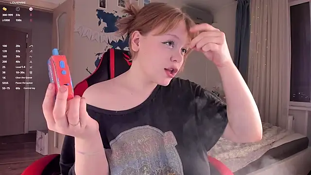 LisaLaas online show from 12/04/24, 01:36