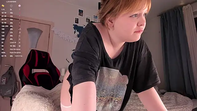 LisaLaas online show from 12/06/24, 02:24