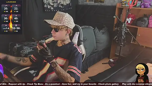 AcidMilo online show from 12/05/25, 05:31